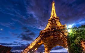 paris दुनिया के 10 सबसे खूबसूरत ट्रैवल डेस्टिनेशन – एक बार ज़रूर जाएं!"